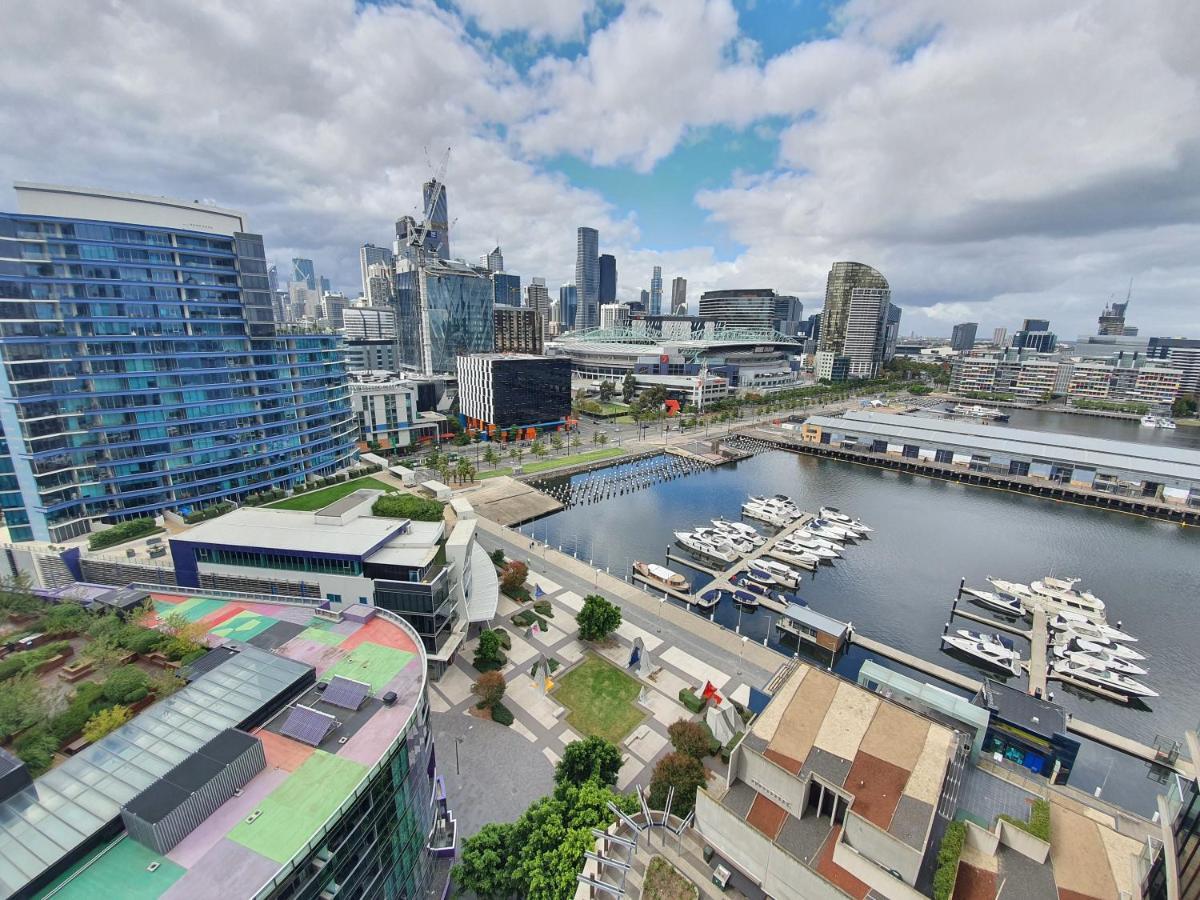 Harbour Escape Apartments Docklands Melbourne Exterior photo